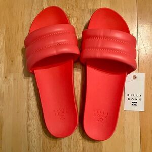 NWT 
Woman’s US size 9
Billabong Coral Slide Sandals.